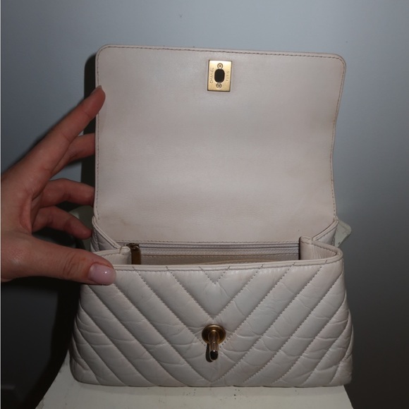 Off-white Top Handle Chanel Chevron Bag *rare* - Picture 7 of 10